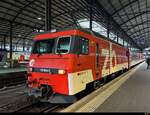 zb - HGe 4/4  101 964-5 im Bahnhof Luzern am 08.02.2026