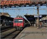 Im R13 6019 von Yverdon nach Biel/Bienne ist der ex Travys RABe 560 384 eingereiht.