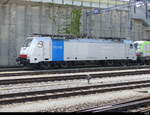 RailPool - Lok 91 80 6 186 499-0 im Bhf.