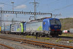 Doppeltraktion, mit den Loks 193 495-9 und 485 016-0 durchfährt den Bahnhof Pratteln. Die Aufnahme stammt vom 14.10.2020.