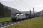 Siemens Vectron 475 416-4 der BLS fährt Richtung Bahnhof Gelterkinden.