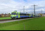 BLS - Dienstzug an der Spitze der Steuerwagen ABt 50 85 80-35 940 unterwegs bei Lyssach am 25.10.2022