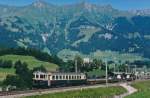 BLS: Autozug Goppenstein-Frutigen bei Frutigen am 29. Juli 2004. Beim Steuerwagen handelt es sich um den Bt 948.
Foto: Walter Ruetsch 