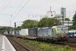 475 405 bls cargo mit Cargobimmer in K�ln West, Mai 2017.