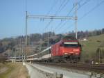 Re 460 060-7 mit IR Bern-Brig am 4.2.2007 bei Reichenbach im Kandertal.