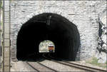 Tunneldurchblick -    Ae 6/8 205 am Schluchitunnel der Lötschberg-Südrampe.