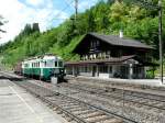 BLS / 100 Jahre Ltschbergbahn in Frutigen - Triebwagen Be 4/4 761 mit Re 4/4 172 als Extrazug unterwegs bei Blausee-Mitholz am 30.06.2013