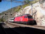 Re 460 058 mit IC nach Brig bei Lalden am 16.10.2007