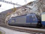 BLS Re 465  Gornergrat  hlt mit Regionalzug Brig - Goppenstein am 11.11.2006 im Bahnhof Lalden.