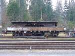 bls ( RM ) Dienstwagen X 40 62 941 7 103-7 abgestellt im Bahnhofsareal von Ramsei am 23.02.2007