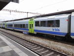 BLS - Personenwagen (JUMBO) 2 Kl. B 50 85 22-35 622-1 im Bahnhof von Kerzers am 10.02.2018