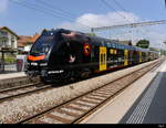 BLS - Werbetriebzug  RABe 515 008 ( SCB Hockey Schweizer Meister 2018 ) im Münchenbuchsee am 07.07.2018