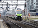BLS - Regio nach Biel mit dem Triebzug RABe 515 006-7 bei der einfahrt in die Haltestelle Bern-Wankdorf am 25.03.2016