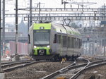 BLS - RE nach Luzern mit dem Triebzug RABe 535 111-9 kurz vor der Durchfahrt der Haltestelle Bern-Wankdorf am 25.03.2016