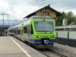 BLS - Regio nach Fribourg mit dem Triebzug RABe 525 025-3 in Uttigen am 25.06.2013