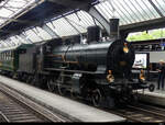 SBB Historic - Dampflok B 3/4  1367 vor Dampfzug im HB Zürich am 12.09.2021