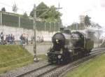 Jubilumsparade Juni 1997 in Lausanne.Die Gotthard Lokomotive  Der Elefant  (C 5/6 SLM 1916),stellt sich den zahlreichen Eisenbahnfans aus dem In-und Ausland vor.Ich meine nicht nur diejenigen die auf dem Bild zu sehen sind!!(Archiv P.Walter)