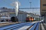 Verein Historische Eisenbahn Emmental VHE
Verein Dampf-Bahn Bern DBB
Fonduefahrt vom 19. Januar 2019 des VHE mit Traktion DBB.
Vorbereitung des Sonderzuges mit Eb 3/5  Habersack  ehemals SBB, Tm III 9525, Te 2/2, K2, ABDi 722, Bi 527 sowie Bi 538 in Huttwil.
Foto: Walter Ruetsch
