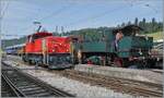 Zum traditionellen Gotthelf M�rit von Sumiswald erreicht der seit einigen Jahren zur Tradition geworden OeBB Extrazug von Balsthal sein Ziel Sumiswald Gr�nen. Den Zug f�hrte die Mallet Dampflok Ed 2 2/2 196, der SCB und am Schluss lief die OeBB Ee 3/3 153 zur Unterst�tzung mit. Kaum angekommen wird schon fleissig rangiert, damit der Zug f�r die R�ckfahrt bereit ist und das Gleis ger�umt werden kann. 

14. Juni 2025