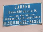 hhen+Distanzschild am Bhf.Laufen BL