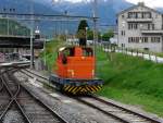 Rangierlok Bm 3/3  GERONDE bei Rangierfahrt im Bahnhof von Sieders am 10.05.2010 ..