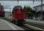SBB - Tm  98 85 5 234 114-7 bei der Durchfahrt im Bhf. Busswil am 23.09.2025