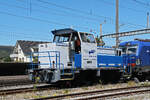 Rangierlok Tm 837 804-4 der EDG wird am 13.08.2026 zum Bahnhof Kaiseraugst geschleppt.