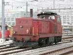 SBB - Bm 4/4 18412 unterwegs im Personenbahnhof von Biel am 12.12.2008