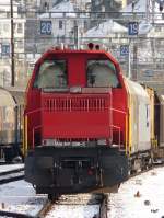 SBB - Mit viel viel Tele die Front der Diesellok Am 841 038-3 im Bahnhof Renens am 19.12.2009