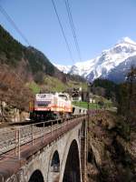 Am 843 mit XAS-Wagen bei Intschi am 28.03.2008