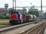 SBB - Gterzug mit der Am 843 073-8 in Aarberg am 30.06.2010