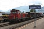 SBB Bm 4/4 Lok Nr. 18434 rangiert am 19.5.2009 im 
Bahnhof Cadenazzo.