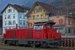 Bm 4/4 18436  Stop Risk  zeigt sich vor der Kurios Bar ch. in Erstfeld.Shiftbild vom 22.11.2014