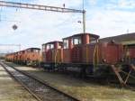 SBB - 12 Rangierloks hintereinander Abgestellt - Tm 2/2 9671 + 10 weitere Tm 2/2 sowie Tem 2/2 279 im Areal des SBB Gterbahnhof von Biel / Bienne am 02.02.2008