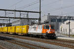 Re 420 268-5 'Cornelia' von Rhomberg/Sersa durchfährt am 09.03.2026 den Bahnhof Rupperswil.