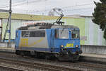 Re 420 504-3 der WRS durchfährt am 16.03.2026 solo den Bahnhof Rothrist.