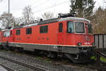 Am 11.03.2026 steht die Re 420 306-2 auf einem Abstellgleis beim Bahnhof Rheinfelden.