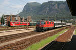 SBB Re 4/4 II 11206 mit Intercity in Mendrisio am 21. Juli 2006.