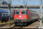 SBB - Re 4/4  420 302-2 bei der einfahrt in den HB Z�rich am 30.07.2026