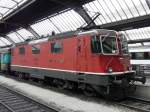 SBB - E-Lok Re 4/4  11230 im Hauptbahnhof von Zrich am 21.03.2008