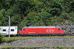 Re 460 035-9 f�hrt am 29.07.2026 Richtung Bahnhof Interlaken Ost.