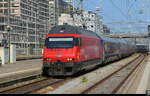 SBB - 460 002-9 mit Nachtzug bei der einfahrt im HB Z�rich am 30.07.2026