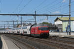 Re 460 040-9 durchf�hrt am 20.07.2026 den Bahnhof Rothrist.