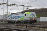 Siemens Vectron 475 418-0 der BLS wird am 19.02.2026 in der Abstellanlage beim Bahnhof Pratteln abgestellt.