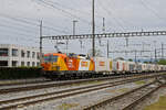 Siemens Vectron 476 457-7 durchf�hrt am 28.04.2026 den Bahnhof Kaiseraugst.