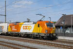 Siemens Vectron 476 452-8 von COOP durchf�hrt am 07.09.2026 den Bahnhof Rupperswil.