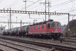 Re 620 030-7 durchfährt am 20.02.2026 den Bahnhof Pratteln.