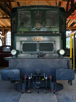 Die Elektrolokomotive Ae 4/7  10 949  wurde 1931 gebaut und war bis 1996 auf dem schweizerischen Streckennetz unterwegs.