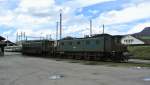 Die beiden Ae 4/7 10948 und 10943 warten in Sissach auf bessere Zeiten, 13.04.2013.