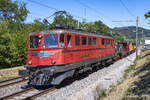 Ae 6/6 11425  Genève  bringt die  Limmat  samt deren Zug wieder von Zürich nach Brugg AG, aufgenommen kurz vor Turgi AG am 10.08.2022.